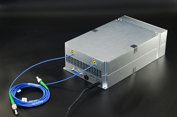 EYDFA-C-HP-BA-40-PM-M 高出力 偏波維持光増幅器 Cバンド 40dBm 10W EDFA モジュールタイプ